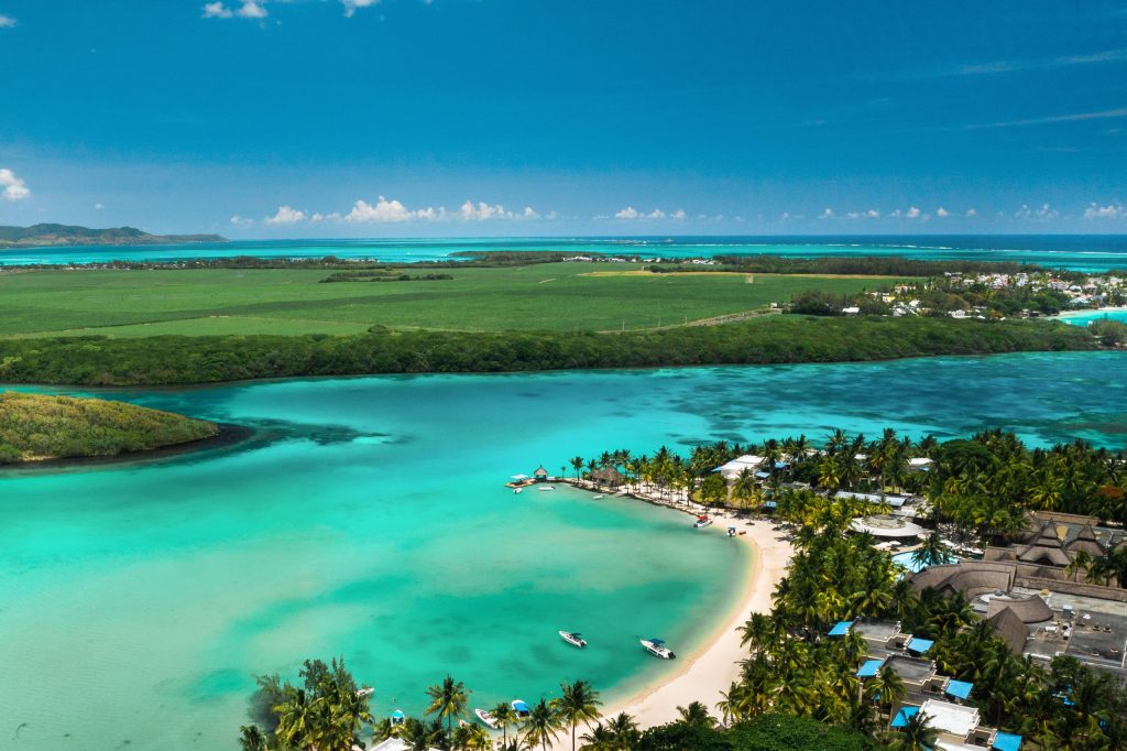 Navigating Real Estate With Bahamas Lifestyle Your Guide To Island Living